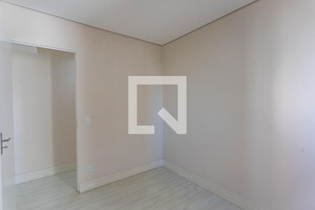 Quarto 1  de apartamento à venda com 2 quartos, 45m² em Canhema, Diadema
