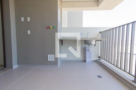 Varanda e área de serviço de apartamento para alugar com 2 quartos, 48m² em Tatuapé, São Paulo