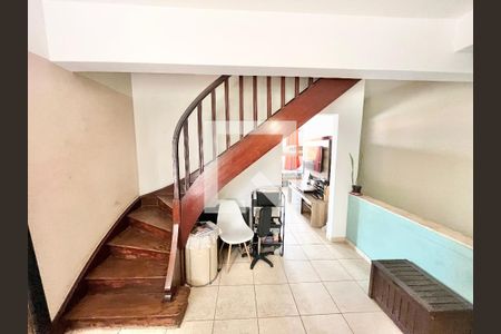 Escada de casa à venda com 6 quartos, 450m² em Santana, São Paulo