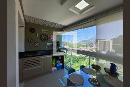 Sala de apartamento à venda com 3 quartos, 72m² em Jacarepaguá, Rio de Janeiro