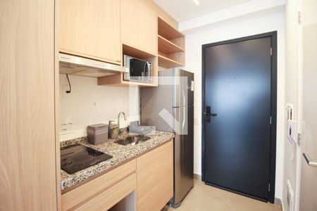Cozinha de kitnet/studio à venda com 1 quarto, 26m² em Indianópolis, São Paulo