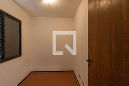 Quarto 1 de apartamento para alugar com 3 quartos, 90m² em Vila Izabel, Curitiba
