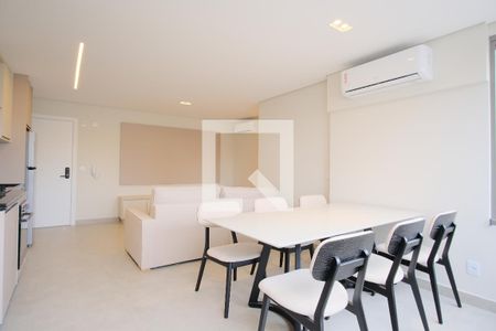 Sala de apartamento para alugar com 2 quartos, 65m² em Vila Azevedo, São Paulo