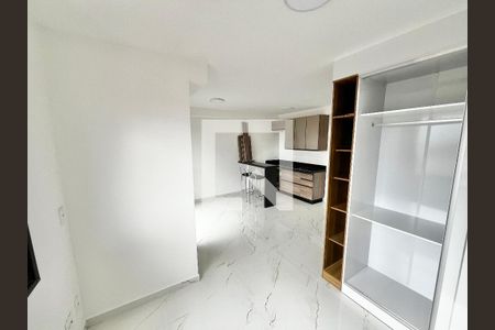 Sala/Cozinha/Quarto de kitnet/studio para alugar com 1 quarto, 31m² em Parada Inglesa, São Paulo