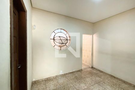 Casa à venda com 5 quartos, 300m² em Floramar, Belo Horizonte
