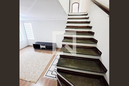 Sala de casa à venda com 3 quartos, 190m² em Vila Osasco, Osasco