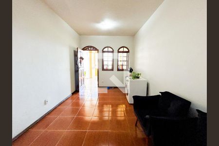 Casa à venda com 4 quartos, 290m² em Canaa, Belo Horizonte