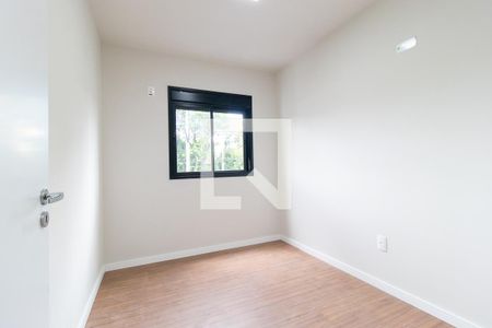 Quarto 1 de apartamento para alugar com 2 quartos, 52m² em Hauer, Curitiba