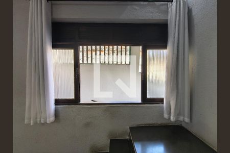Janela - Sala de casa para alugar com 4 quartos, 216m² em Jacarepaguá, Rio de Janeiro
