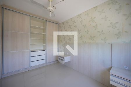 Quarto 1  de apartamento para alugar com 3 quartos, 70m² em Coqueiros, Florianópolis