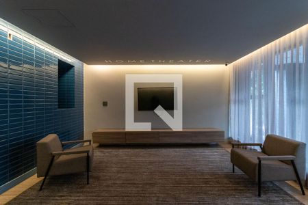 Área comum - Home Theater de kitnet/studio para alugar com 1 quarto, 32m² em Pompeia, São Paulo