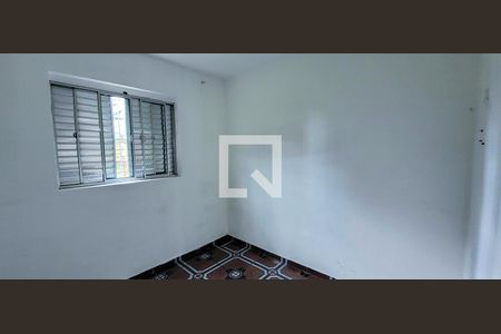 Quarto 01 de apartamento para alugar com 2 quartos, 59m² em Itaim Paulista, Itaquaquecetuba