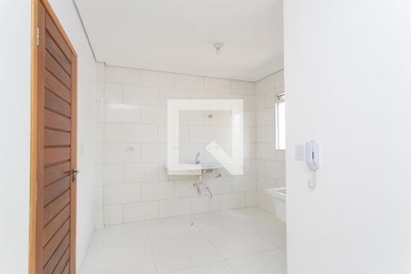 Sala / Cozinha  de apartamento para alugar com 1 quarto, 25m² em Itaquera, São Paulo