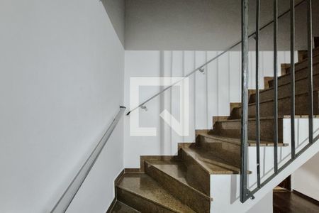 Corredor de casa à venda com 3 quartos, 171m² em Vila Dayse, São Bernardo do Campo