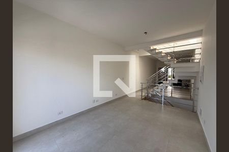 Casa à venda com 3 quartos, 100m² em Santa Teresinha, São Paulo