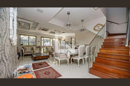 Apartamento à venda com 4 quartos, 300m² em Icaraí, Niterói