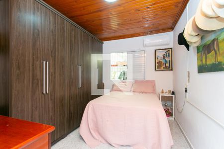 Quarto 1  de casa à venda com 3 quartos, 225m² em Jardim Alto Pedroso, São Paulo