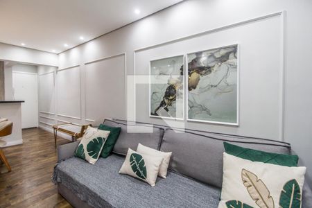 Sala  de apartamento à venda com 4 quartos, 105m² em Jardim Tupanci, Barueri