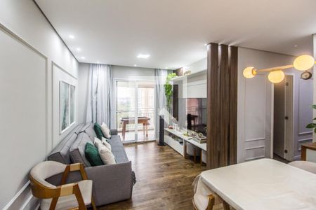 Sala  de apartamento à venda com 4 quartos, 105m² em Jardim Tupanci, Barueri