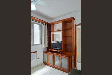 Sala de apartamento para alugar com 1 quarto, 35m² em Boqueirão, Praia Grande