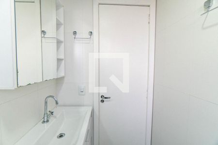 Banheiro da Suíte de apartamento para alugar com 2 quartos, 56m² em Vila Guarani (zona Sul), São Paulo