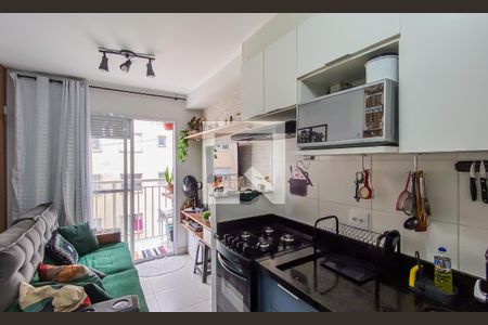 Sala + Cozinha de apartamento à venda com 1 quarto, 28m² em Vila Penteado, São Paulo