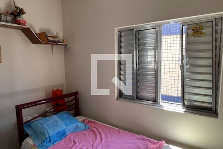 Quarto 2 de apartamento para alugar com 2 quartos, 46m² em Aparecida, Santos