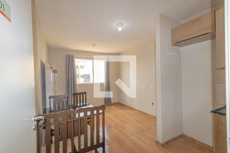 Sala de apartamento para alugar com 2 quartos, 42m² em Estância Velha, Canoas