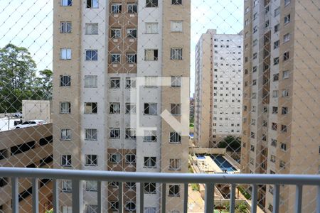 Vista de apartamento à venda com 2 quartos, 37m² em Paraíso do Morumbi, São Paulo