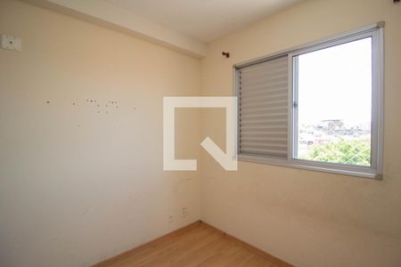 Quarto 1 de apartamento para alugar com 2 quartos, 52m² em Conjunto Residencial Vista Verde, São Paulo