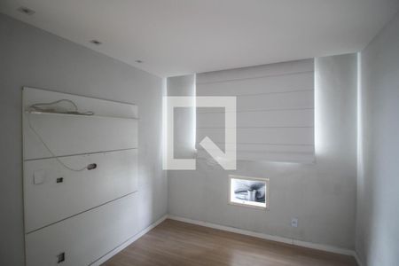 Quarto 1 de apartamento para alugar com 2 quartos, 77m² em Viga( Rancho Novo), Nova Iguaçu