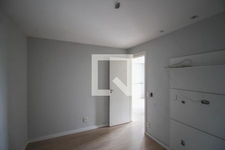 Quarto 1 de apartamento para alugar com 2 quartos, 77m² em Viga( Rancho Novo), Nova Iguaçu