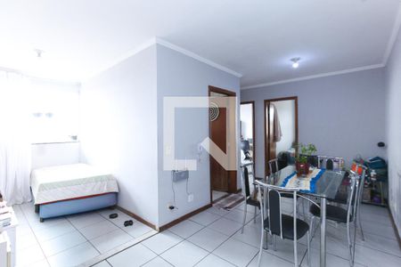 Apartamento à venda com 3 quartos, 60m² em Monte Castelo, Contagem