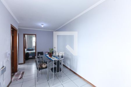 Apartamento à venda com 3 quartos, 60m² em Monte Castelo, Contagem
