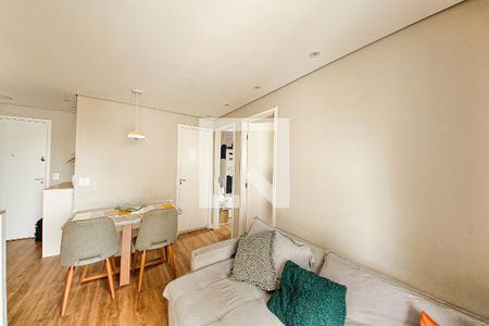 Sala de apartamento para alugar com 2 quartos, 45m² em Sítio da Figueira, São Paulo