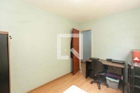 Apartamento à venda com 2 quartos, 60m² em Califórnia, Belo Horizonte
