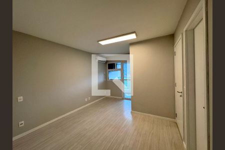 Suíte de apartamento para alugar com 2 quartos, 93m² em Recreio dos Bandeirantes, Rio de Janeiro