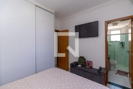 Quarto 2 de apartamento à venda com 2 quartos, 106m² em Heliópolis, Belo Horizonte