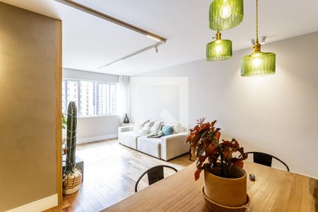 Sala de apartamento para alugar com 2 quartos, 90m² em Vila Nova Conceição, São Paulo