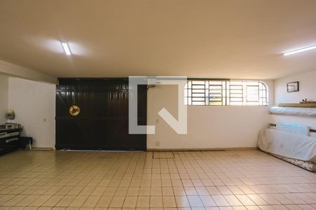 Casa à venda com 4 quartos, 354m² em Pinheirinho, Santo André