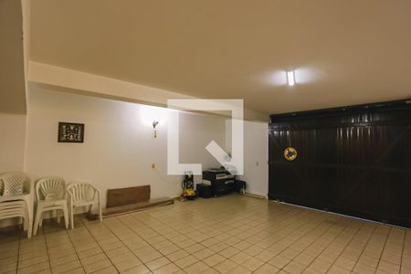 Casa à venda com 4 quartos, 354m² em Pinheirinho, Santo André