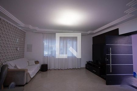 Casa à venda com 3 quartos, 200m² em Jardim Stella, Santo André