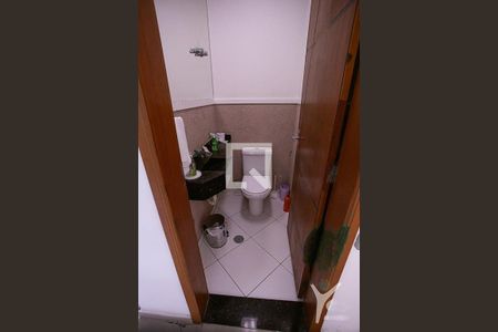 Casa à venda com 3 quartos, 200m² em Jardim Stella, Santo André