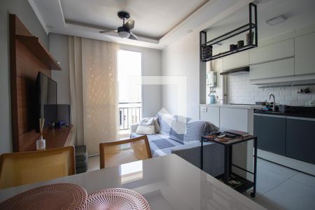 Sala de apartamento à venda com 2 quartos, 50m² em Irajá, Rio de Janeiro