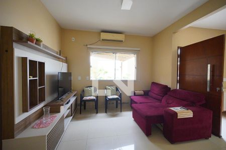 Sala de casa de condomínio para alugar com 3 quartos, 120m² em Ingleses do Rio Vermelho, Florianópolis