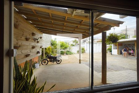 Sala - Vista de casa de condomínio para alugar com 3 quartos, 120m² em Ingleses do Rio Vermelho, Florianópolis