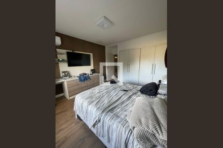 Quarto de apartamento para alugar com 3 quartos, 170m² em Itararé, São Vicente