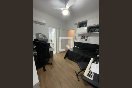 Quarto de apartamento para alugar com 3 quartos, 170m² em Itararé, São Vicente