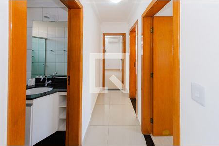 Corredor de apartamento para alugar com 3 quartos, 140m² em Estrela Dalva, Belo Horizonte