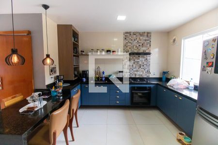 Sala e Cozinha  de casa à venda com 3 quartos, 120m² em Santo Antônio, Niterói